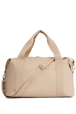The Beisics Duffle In Beige