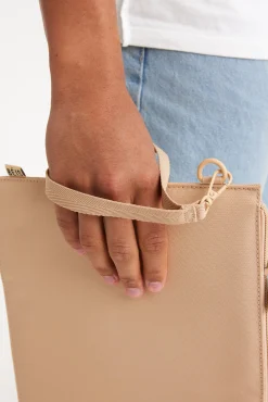 The Beisics Laptop Pouch In Beige