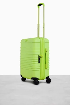 The Carry-On Roller In Citron