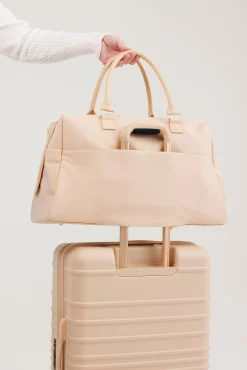 The Commuter Duffle In Beige