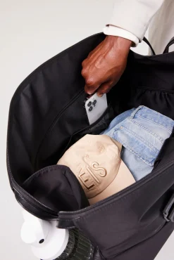 The Commuter Duffle In Black