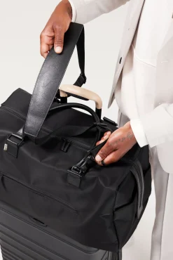 The Commuter Duffle In Black