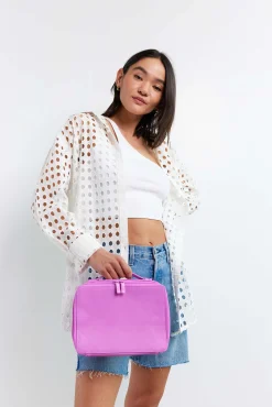 The Cosmetic Case In Berry