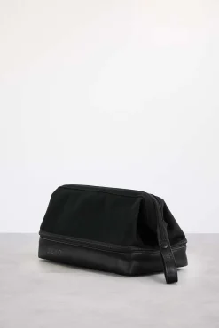 The Dopp Kit In Black