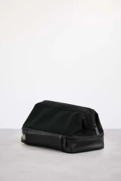 The Dopp Kit In Black