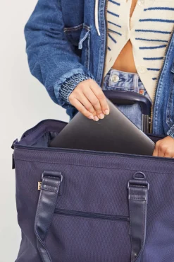 The Weekender In Navy